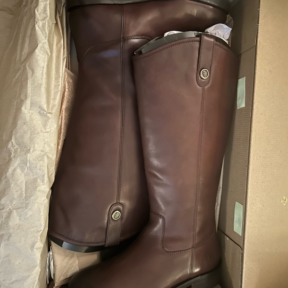FRYE AND CO. Women's Brown Leather Boots